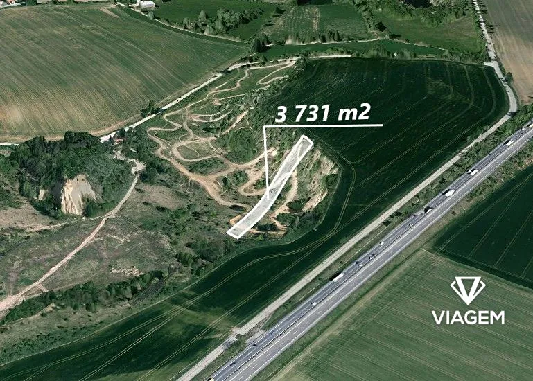Prodej pole 3731 m²